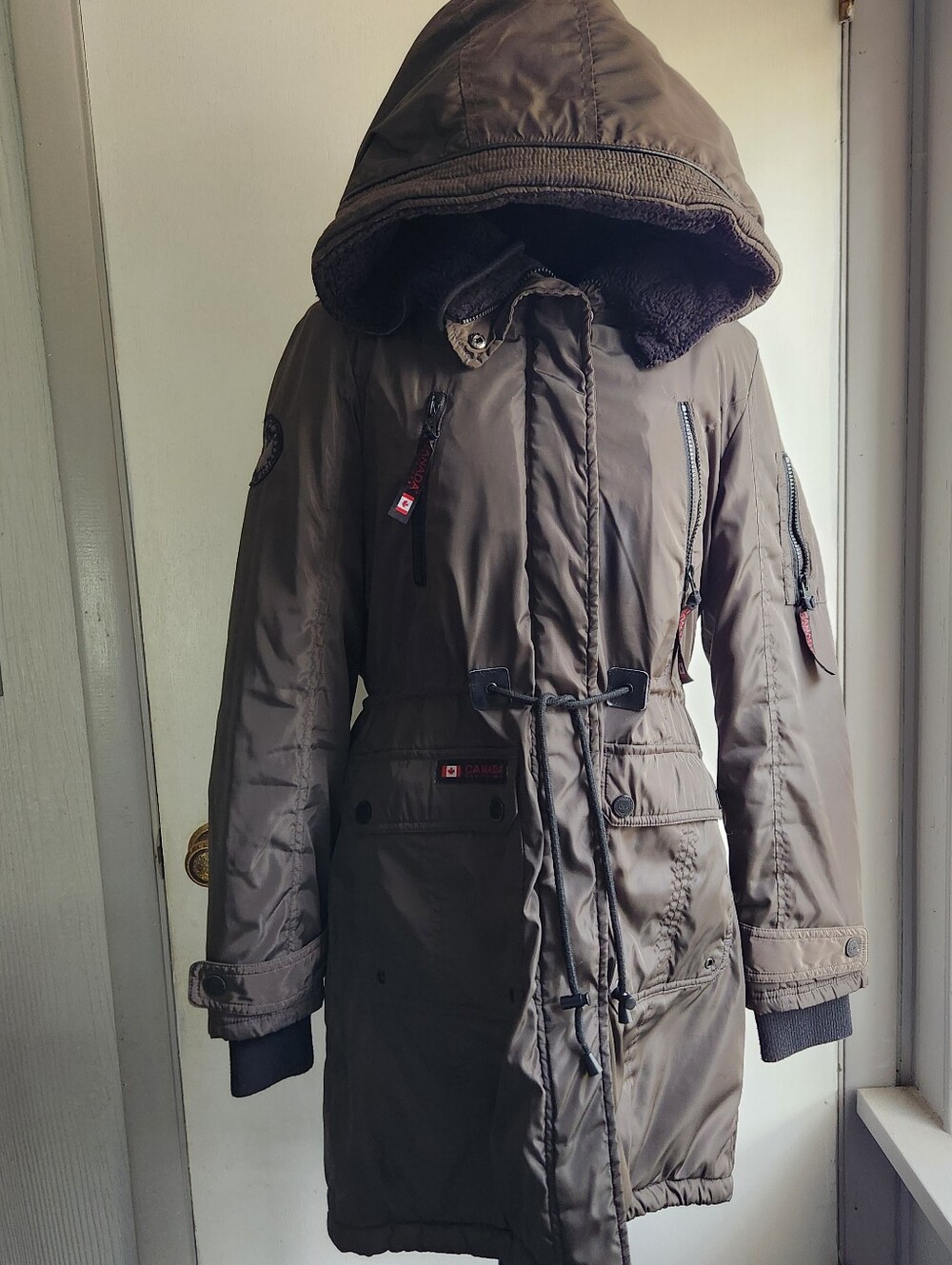 Womens Canada Weather Gear Hooded Cinched Waist Fishtail Coat Black S